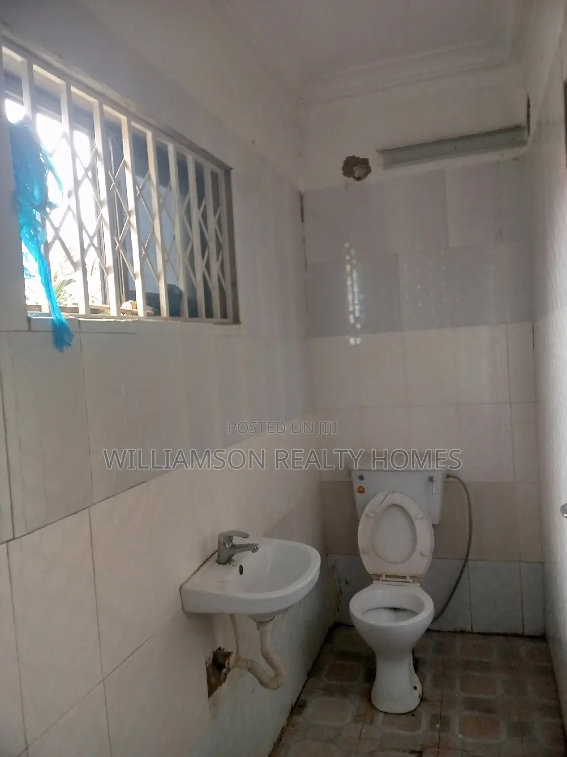 2bdrm Apartment in Regimanuel Estate,, Spintex for rent