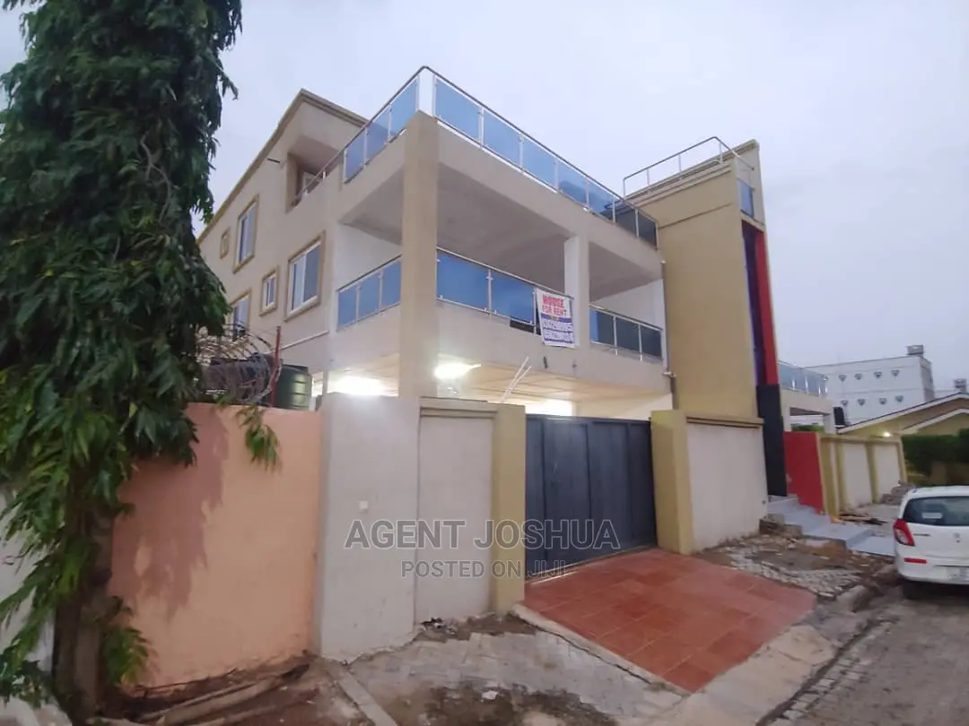 3bdrm House in Manet Court Estate for rent