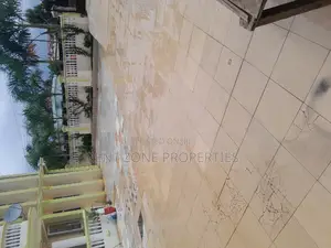 3bdrm Apartment in Ofankor for rent