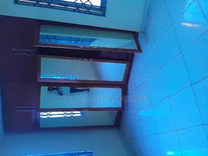 3bdrm Apartment in Ofankor for rent