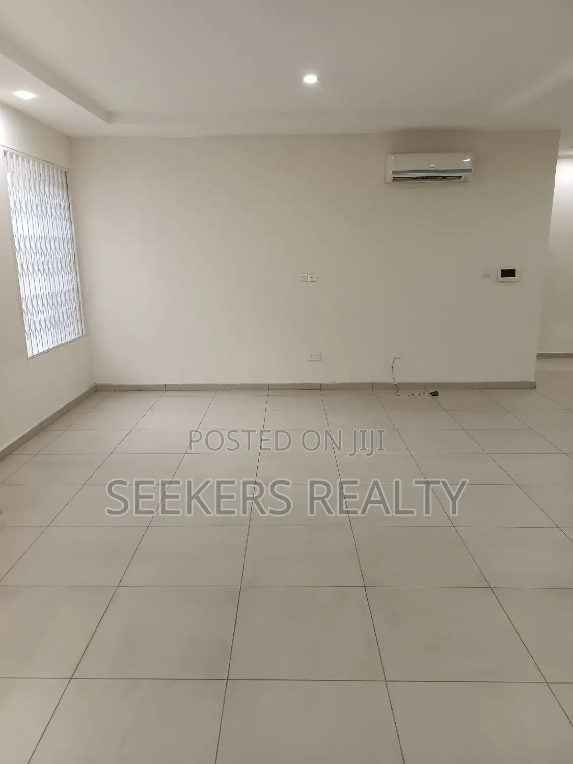 3bdrm Townhouse / Terrace in Seekers Realty, Cantonments for rent