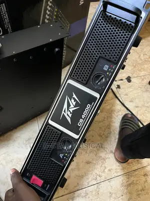 Peavey Power Amplifier