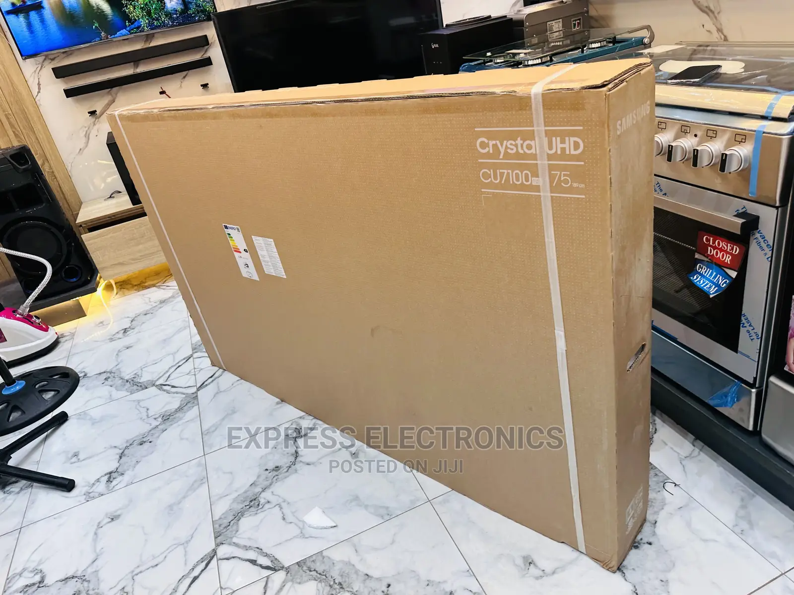 Glossy Black Slim Samsung New Model Cu7172 75” Tv 