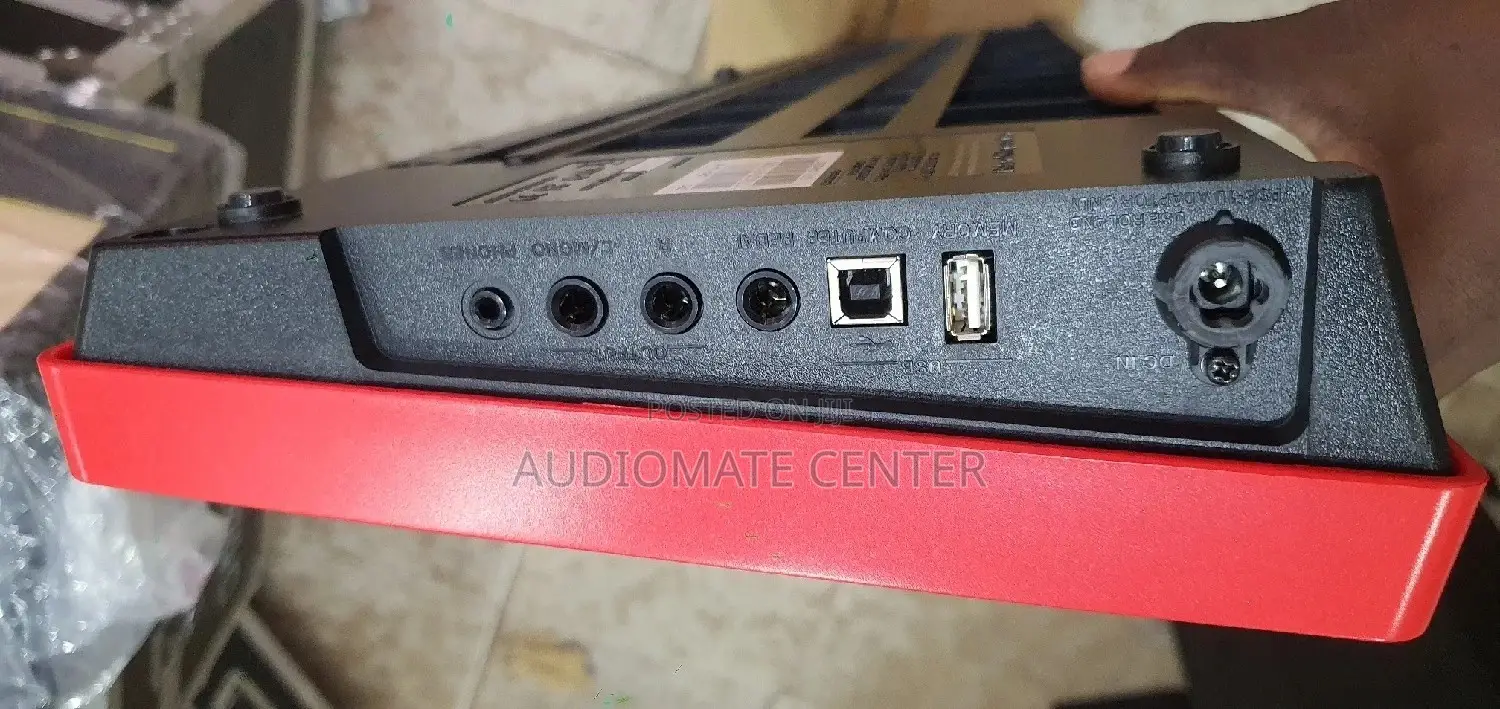 Roland XPS 10 RED