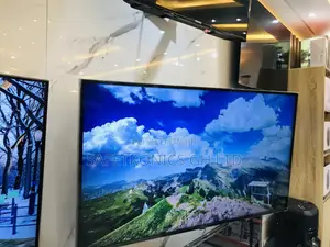 Elegant LED Design Clear 55 Inches Glossy LED Lg UP77 Tv