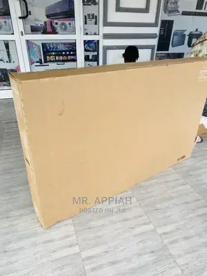 Fresh in Box  Samsung 75” Crystal UHD Smart Tv 75CU7172 