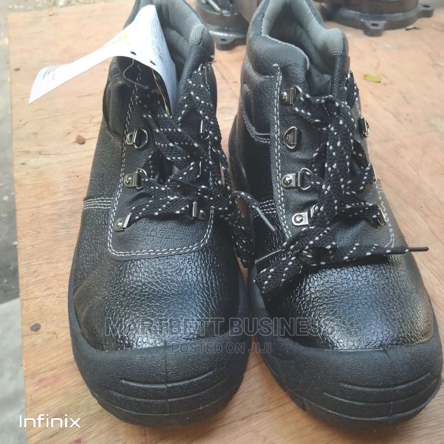 Quality Vaultex Safety Boots