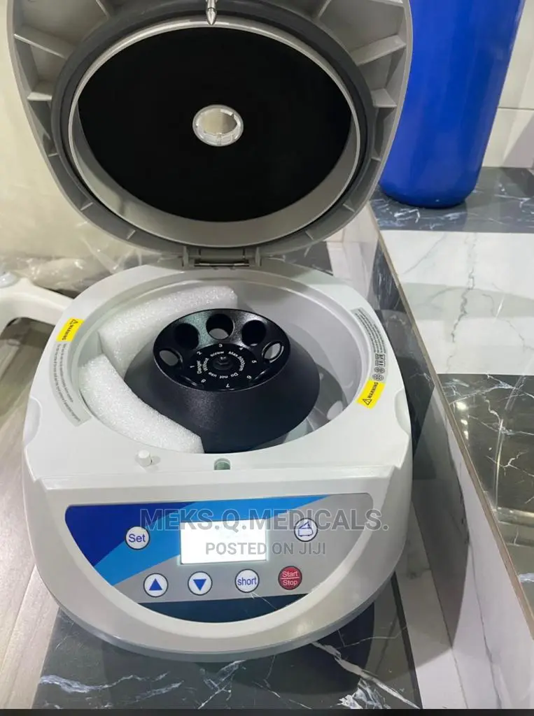 Centrifuge 6 Bucket Digital