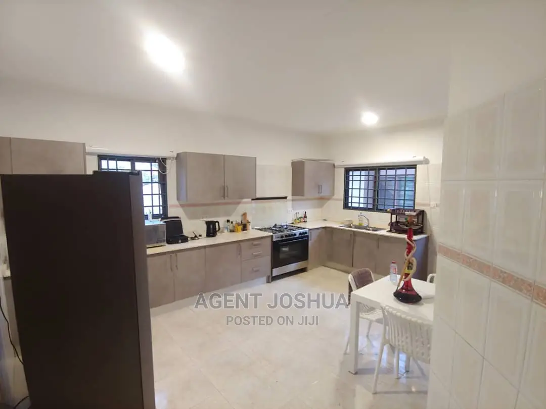 4bdrm House in Regimanuel Silver, Spintex for rent