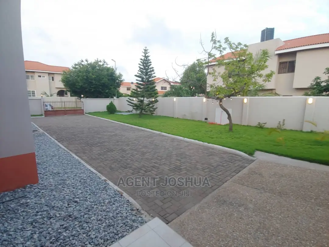 4bdrm House in Regimanuel Silver, Spintex for rent