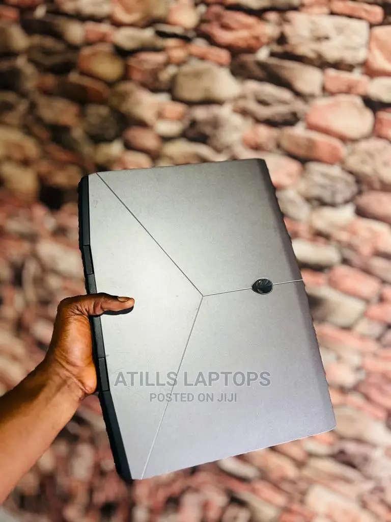 Laptop Alienware Area-51m 32GB Intel Core I7 SSD 512GB