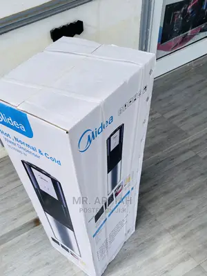 Extremely Chilling Midea Hot/ColdWater Dispenser Yl 1638s-W