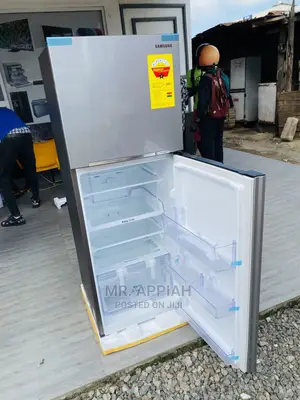 Fast Chilling SamsungRT28 Double Door 253L Fridge(Inverter)
