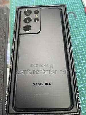 New Samsung Galaxy S21 Ultra 5G 256 GB Black