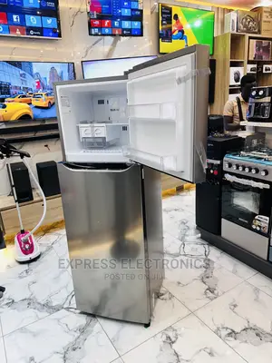 GN-G272SLCB - Moist Balance Crispertm LG Fridge