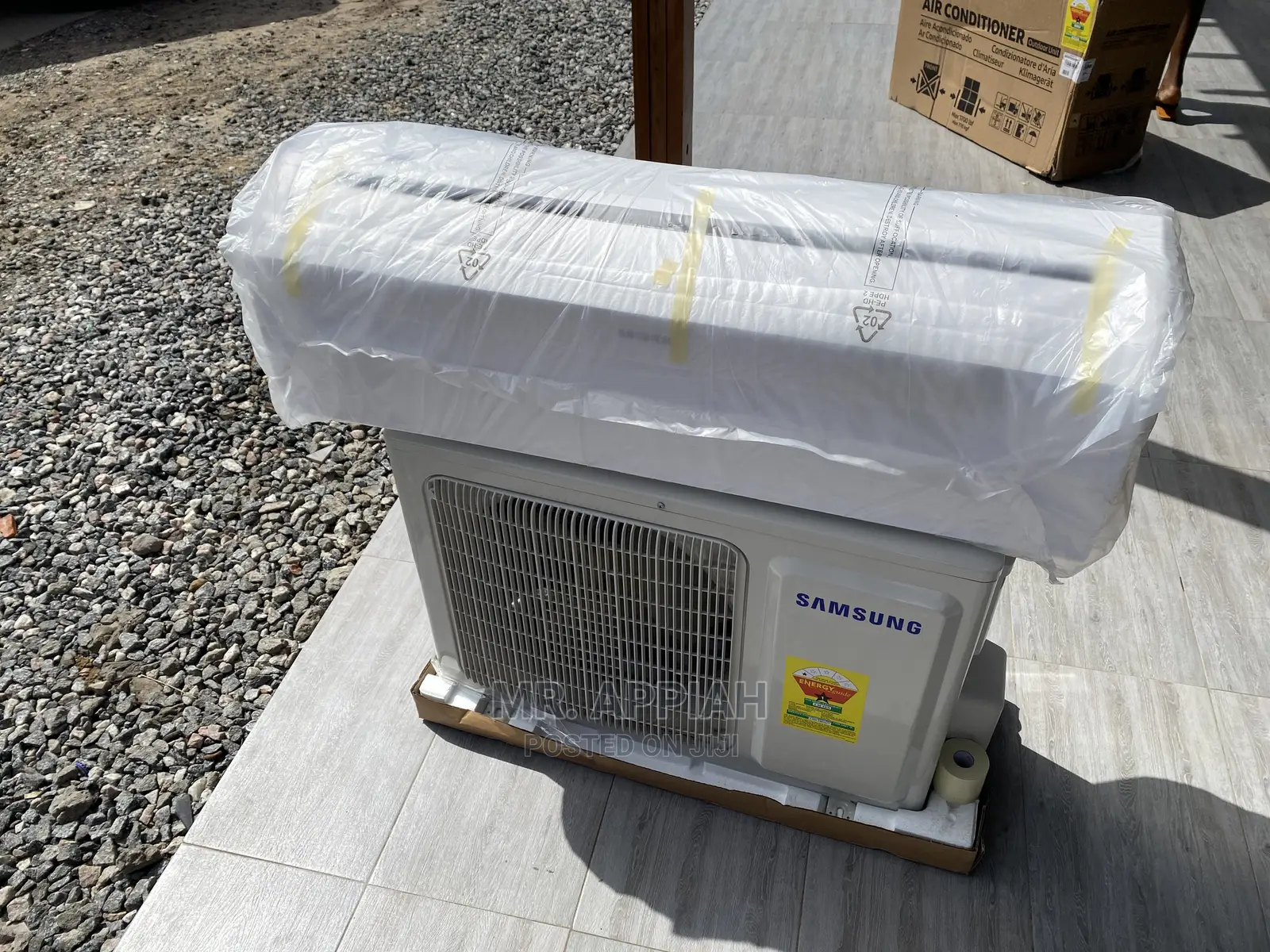 Extremely Chilling 1.5hp R410 Gas Split System Ac(White)