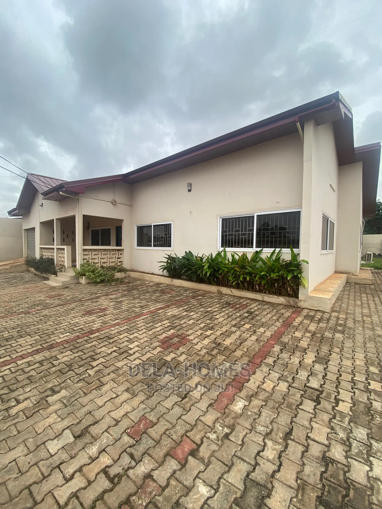Four Bedroom House for Rent at Adenta.