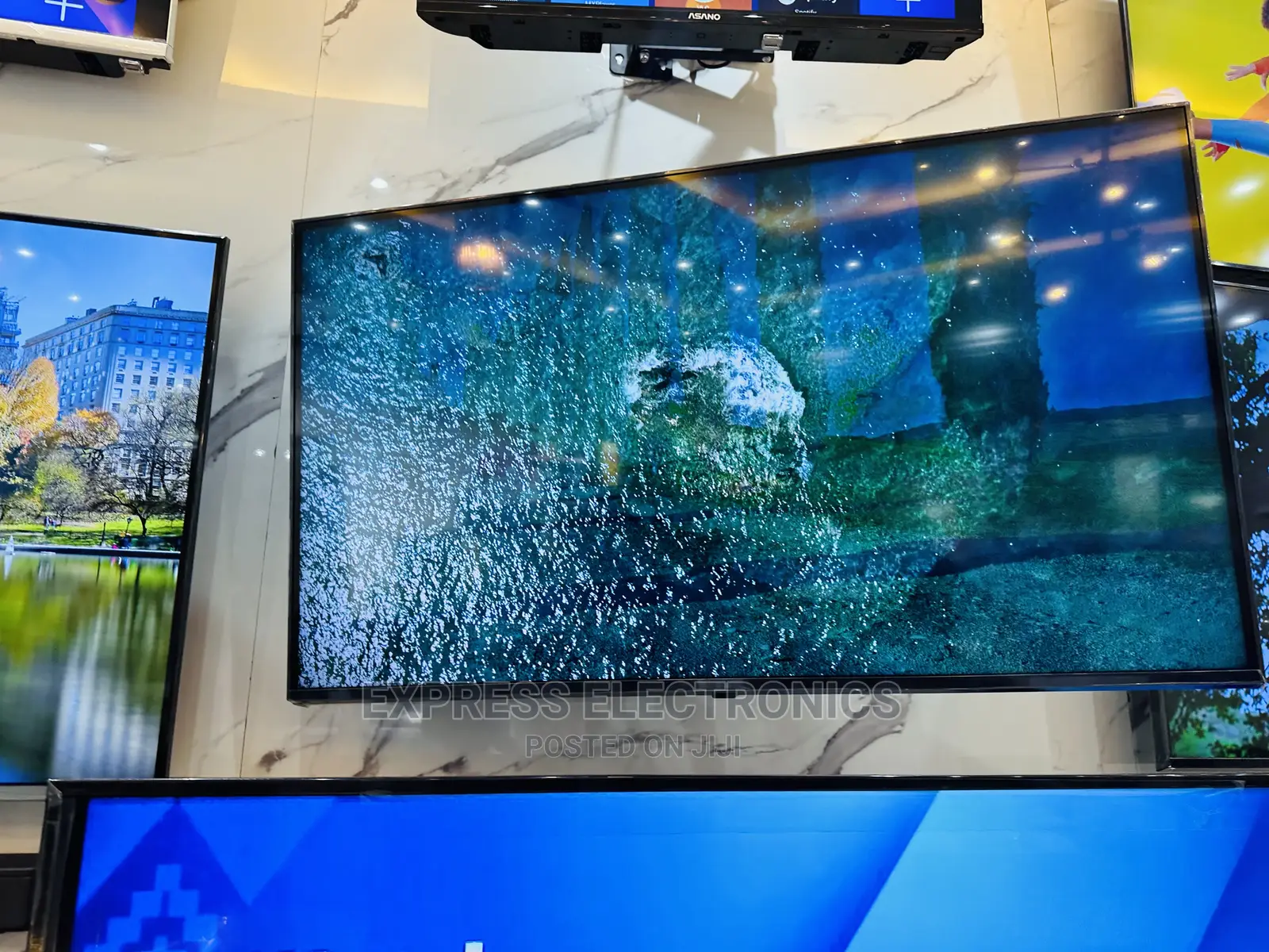 Fabulous Job Samsung UHD 55”Au7172 Tv 