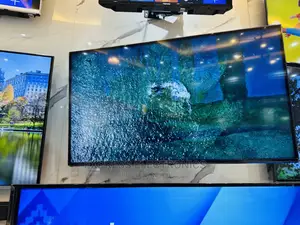 Fabulous Job Samsung UHD 55”Au7172 Tv 