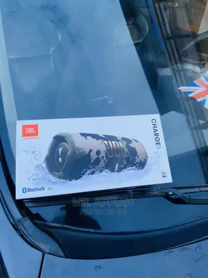 Brand  New(Army)JBL Bluetooth Speaker(Waterproof) 
