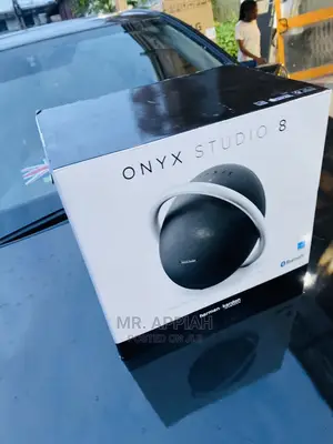 Brand  New Onyx 8(Black)Portable Bluetooth Speaker 