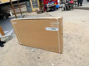 Stunning  Smart Samsung UHD 65”Bu8000 Tv 