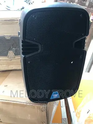 JAC 8" Rechargeable Bluetooth Speaker