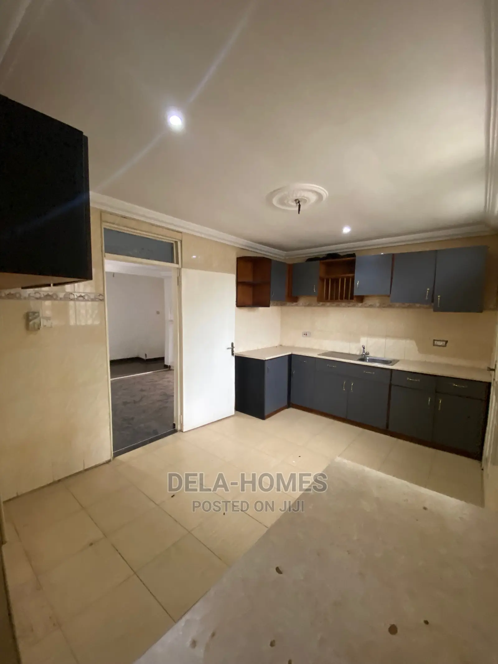 3bdrm Apartment in Lakeside Estate, Ashaley Botwe for rent
