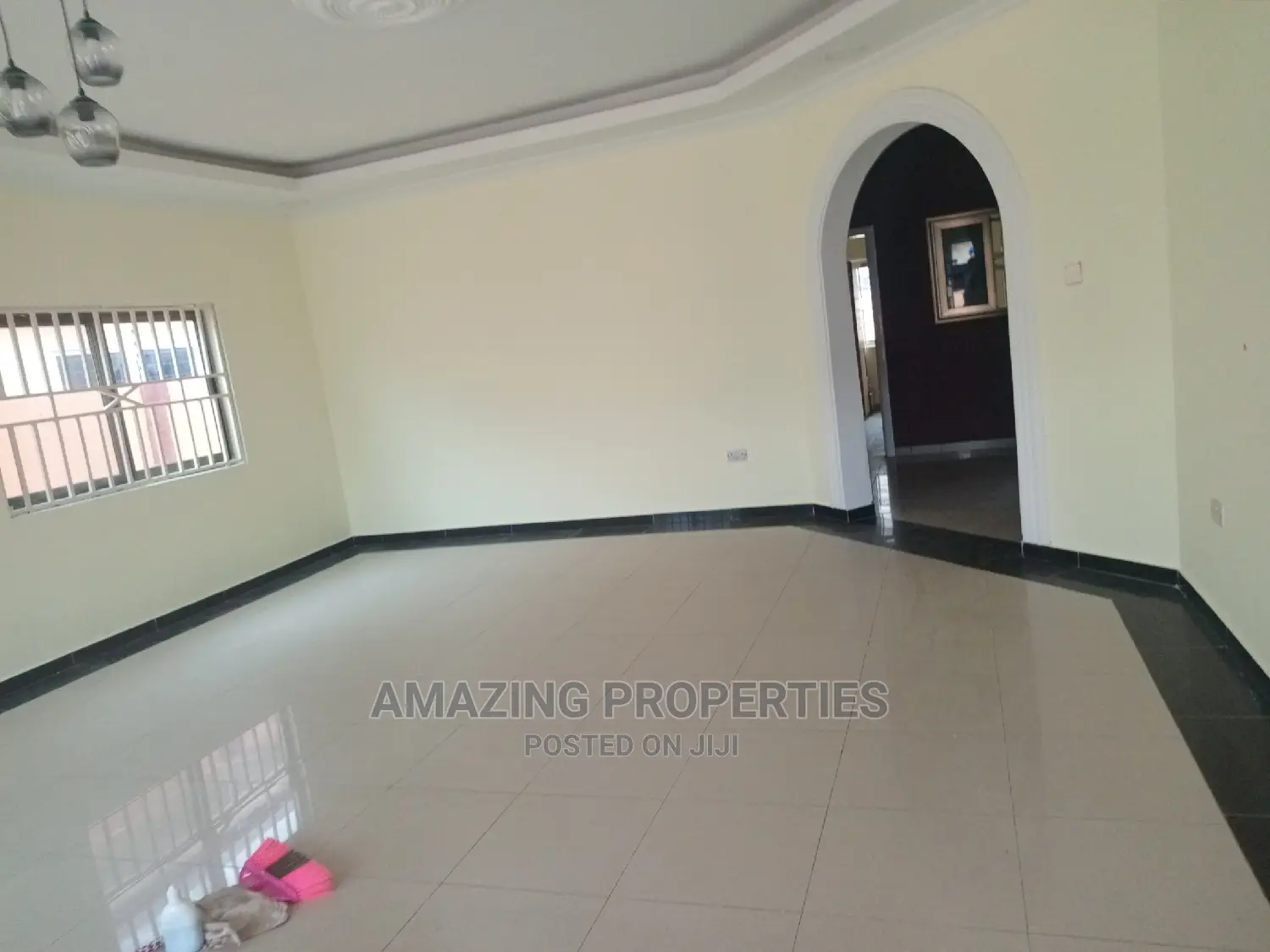 3bdrm House in For Rent 3 Bedrooms for rent