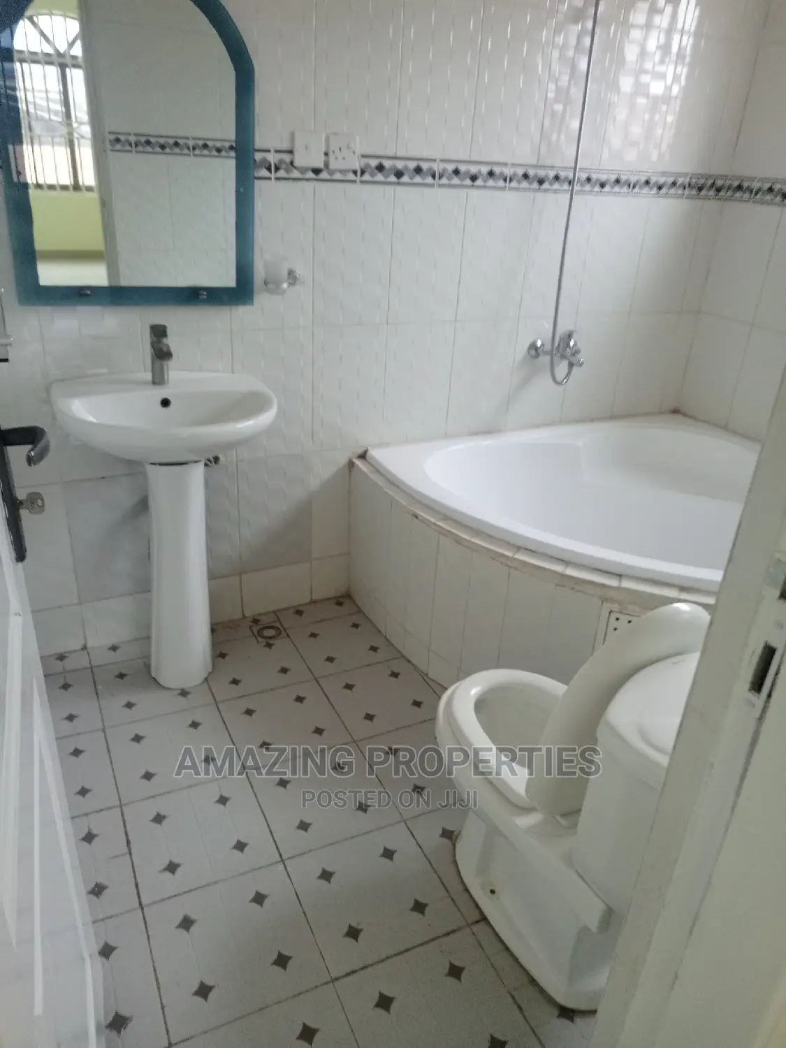 3bdrm House in For Rent 3 Bedrooms for rent