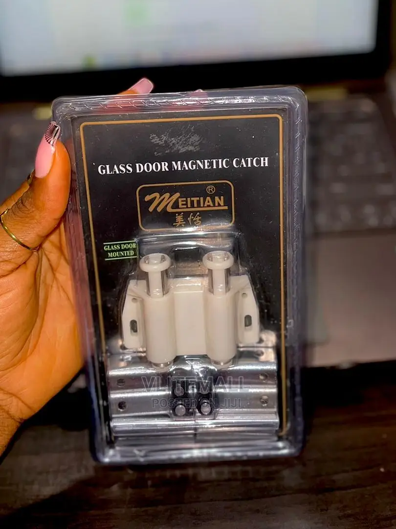 Glass Door Double Head Magnetic Catch