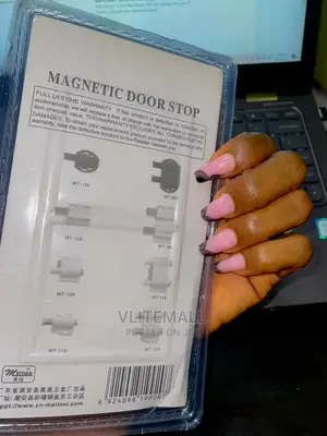 Glass Door Double Head Magnetic Catch