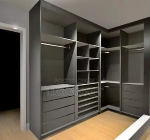 Walk-in Closet
