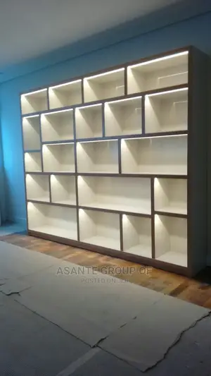 Quality and Affordable Modern Shelves for Shops