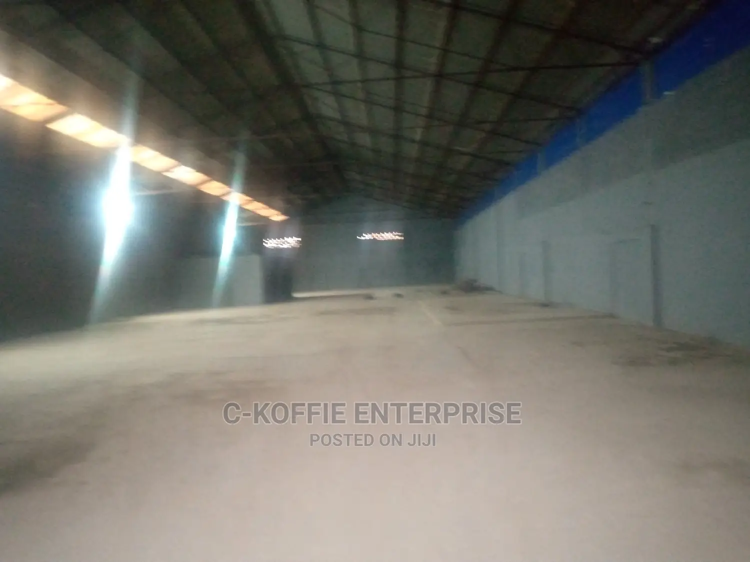 1400 SQM Warehouse at North Kaneshie for Rent