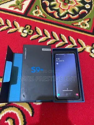 New Samsung Galaxy S9 Plus 64 GB Black