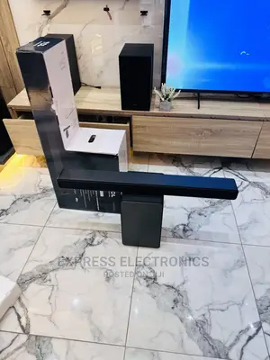 Powerful Sound Effects With Wireless Woofer TCL P733w