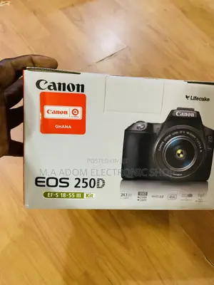 Best Offer CANON EOS 250D With Kits Lens 18-55mm Lens