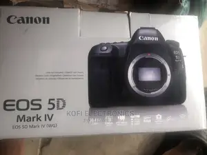 Brand New Canon EOS 5D Markiv DSLR Camera With 24-105mm Lens