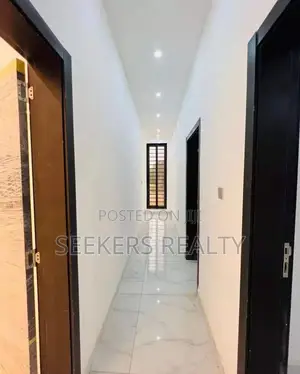 4bdrm House in Seekers Realty, Achimota for sale