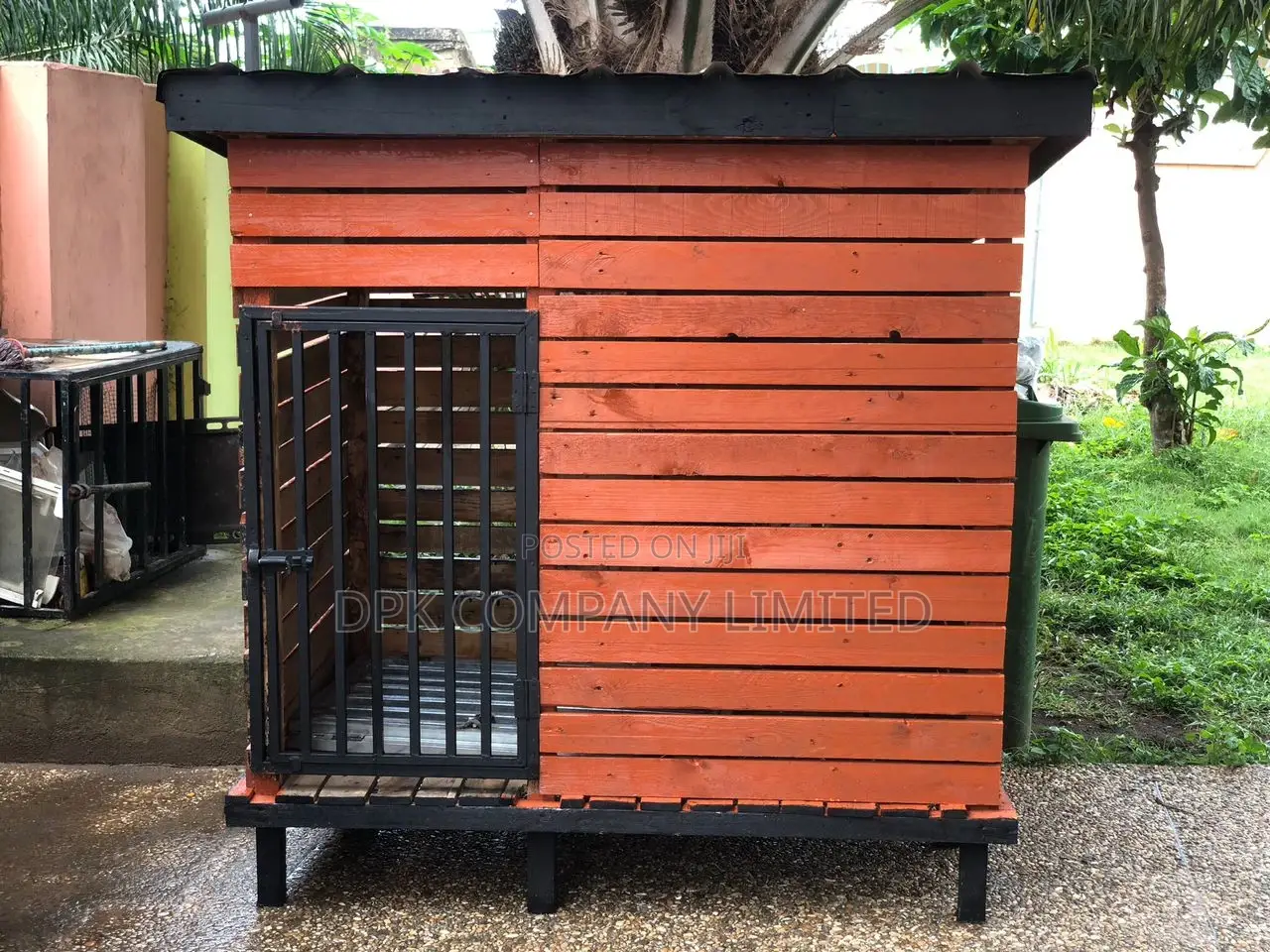 Dog House for Large Breed Dogs ( at Kasoa )