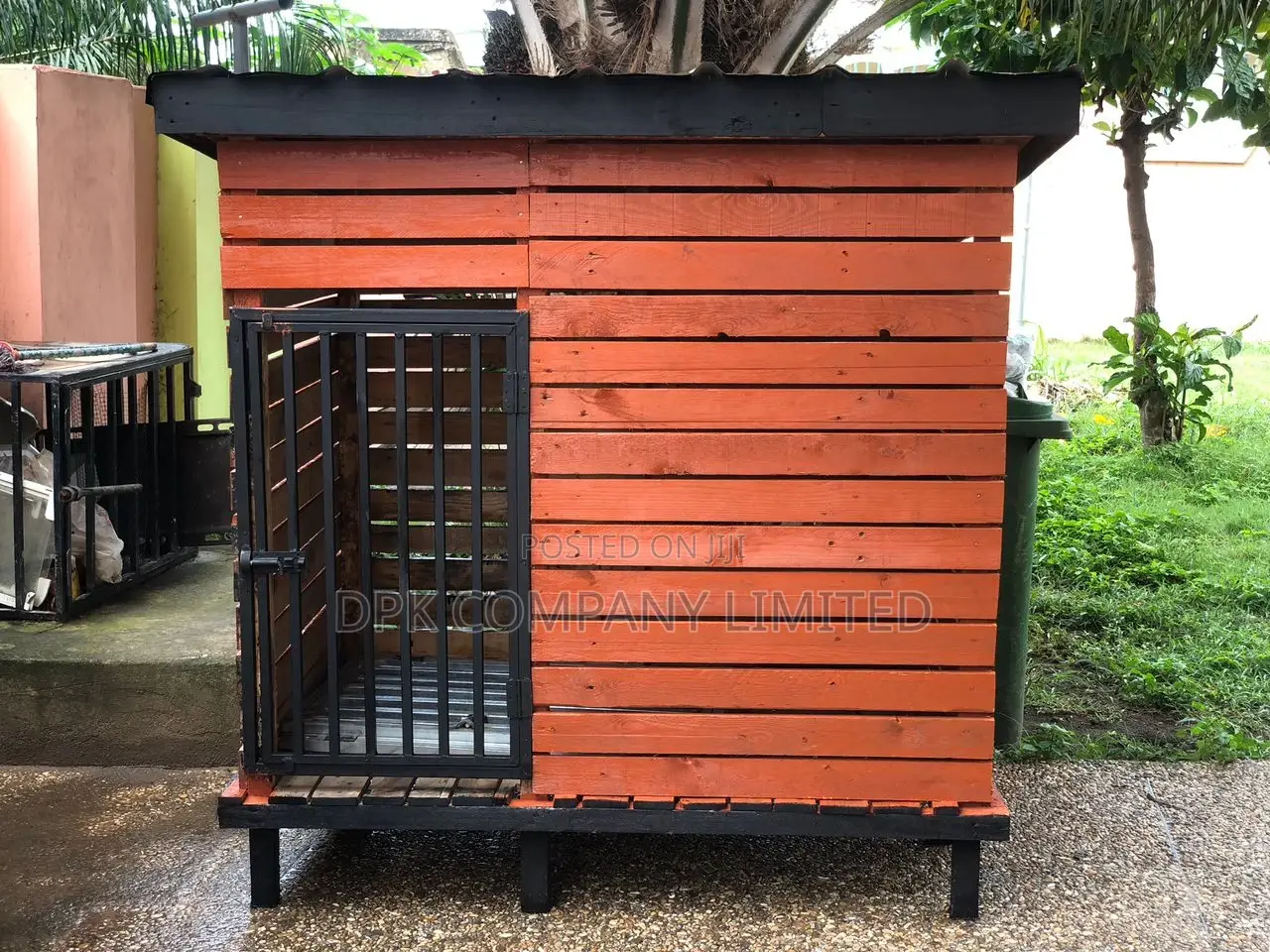 Dog House for Large Breed Dogs ( at Kasoa )