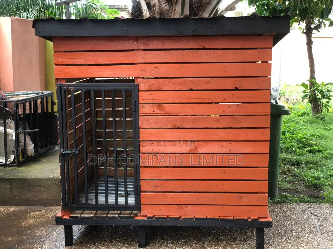 Dog House for Large Breed Dogs ( at Kasoa )