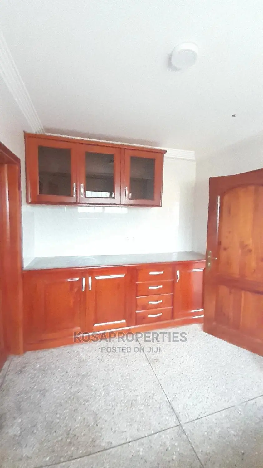 4bdrm Apartment in Palm Wine Junction for rent