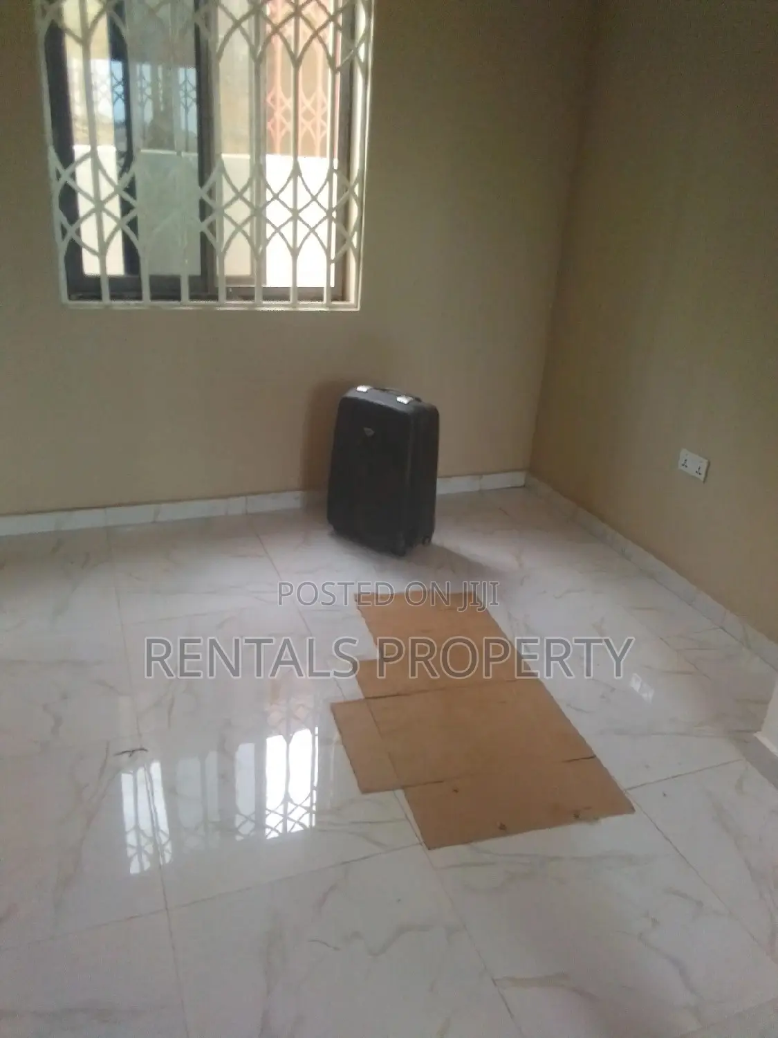 1bdrm Apartment in Adenta for rent
