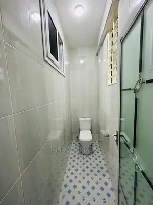1bdrm Apartment in Lakeside Estate, Ashaley Botwe for rent