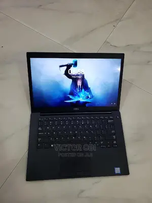 Laptop Dell Latitude 7390 8GB Intel Core I7 SSD 256GB