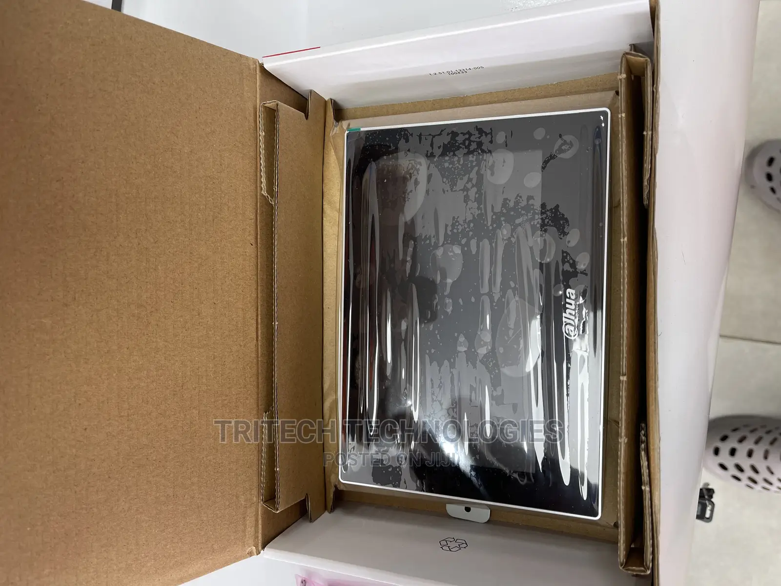 DAHUA DHI-VTH2621G-P IP Indoor Monitor 7” Screen