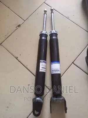 Jeep Grand Cherokee 2016 Back Shocks