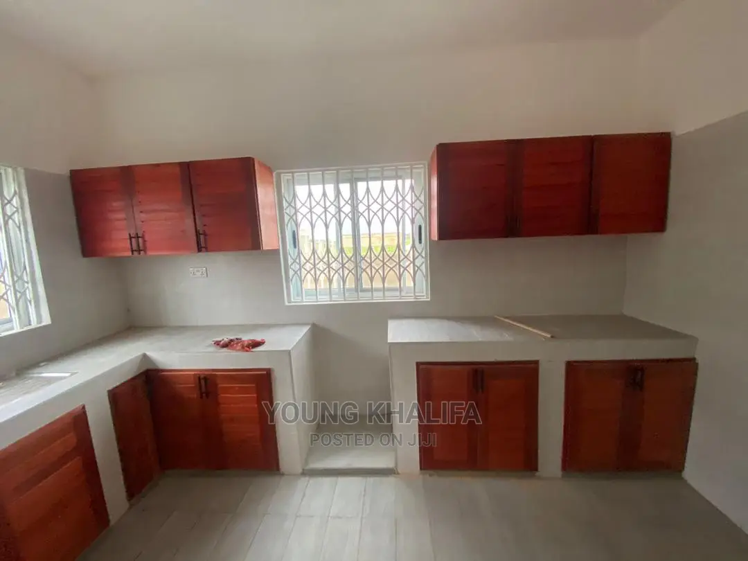 2bdrm House in Blue Rose City, Kasoa for sale